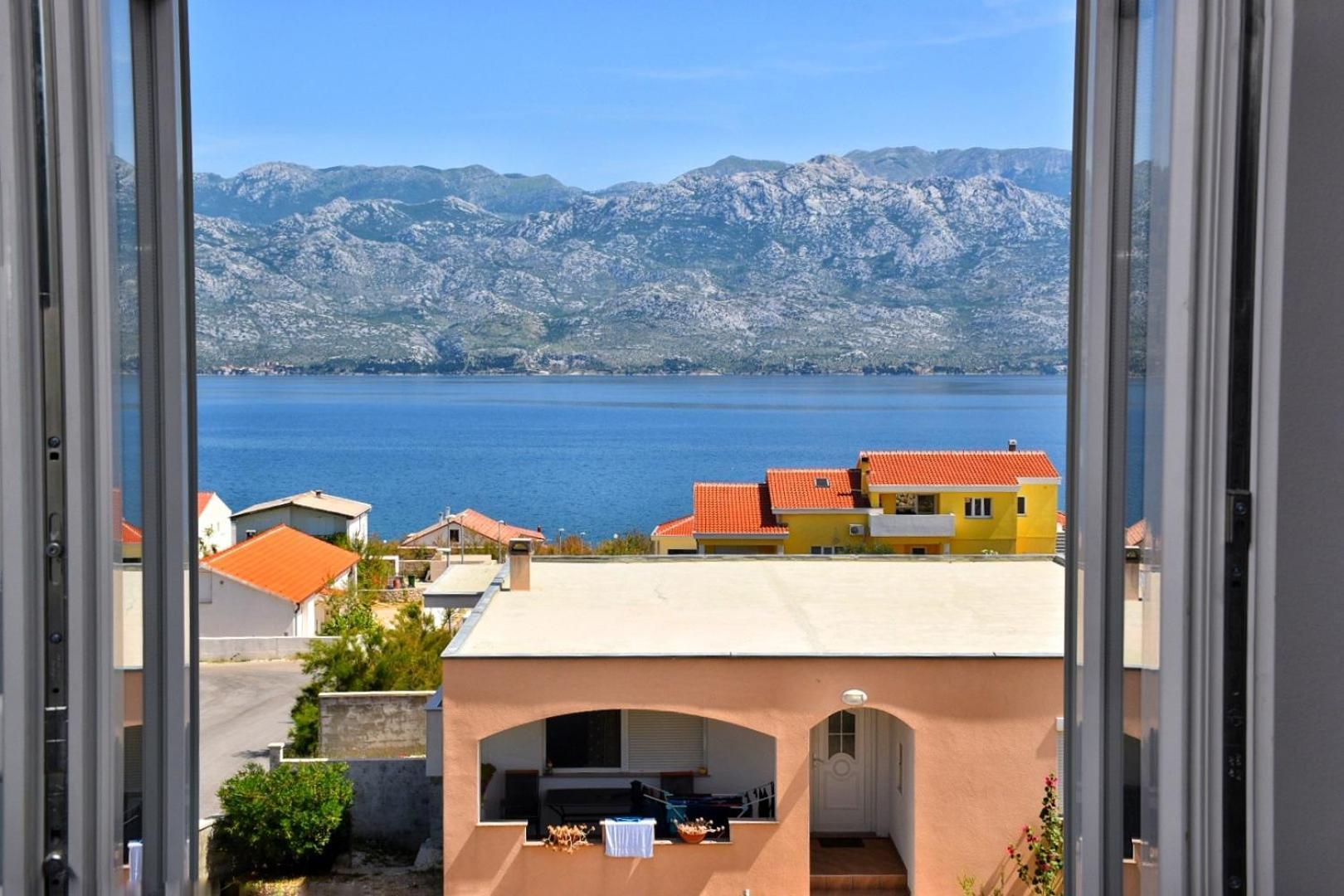 Apartments Mino Ražanac Eksteriør billede