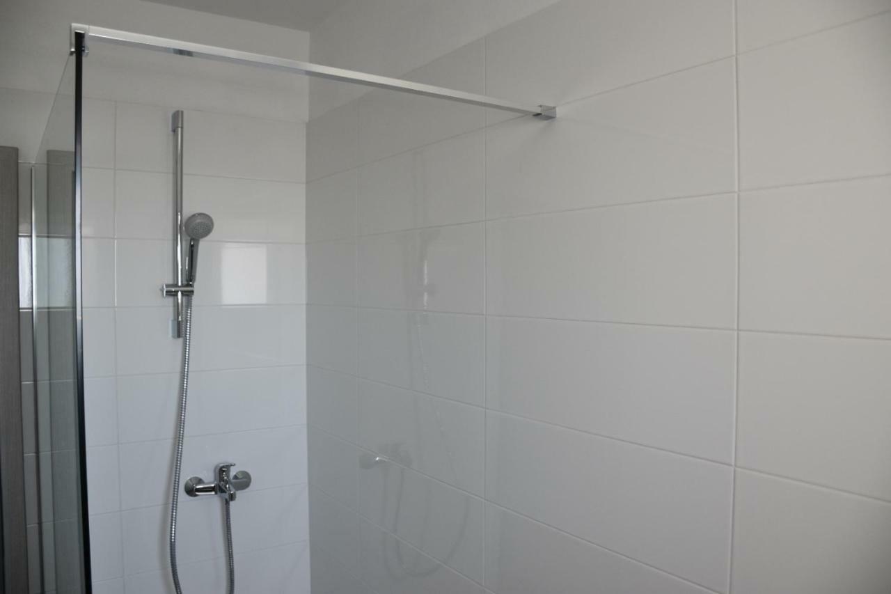 Apartments Mino Ražanac Eksteriør billede
